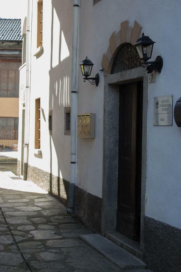 Il Camino Apartment Anzino Luaran gambar